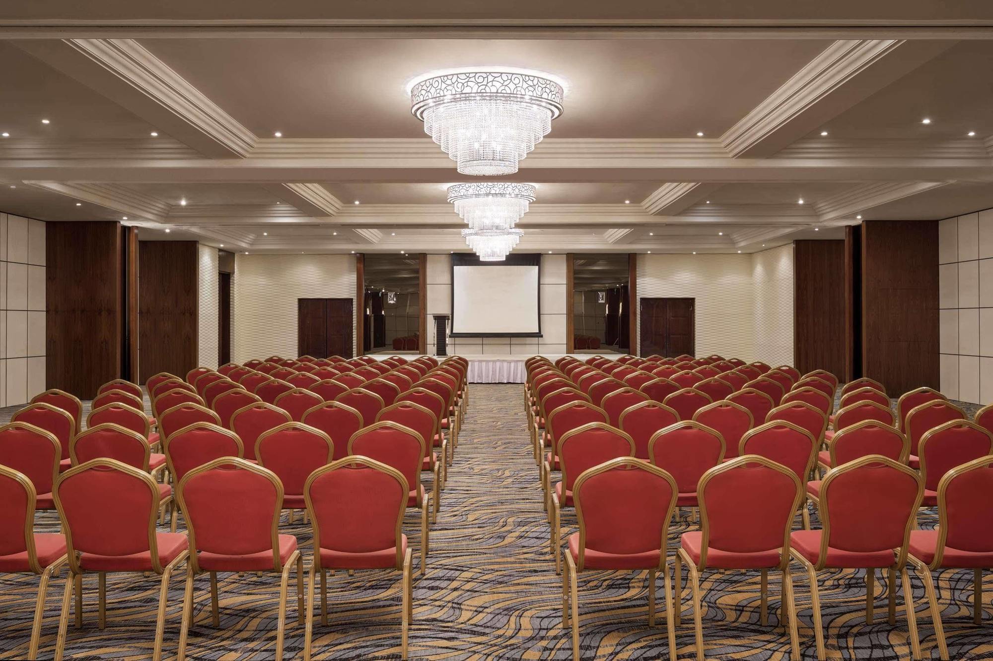 Le Meridien Jiddah Esterno foto The ballroom